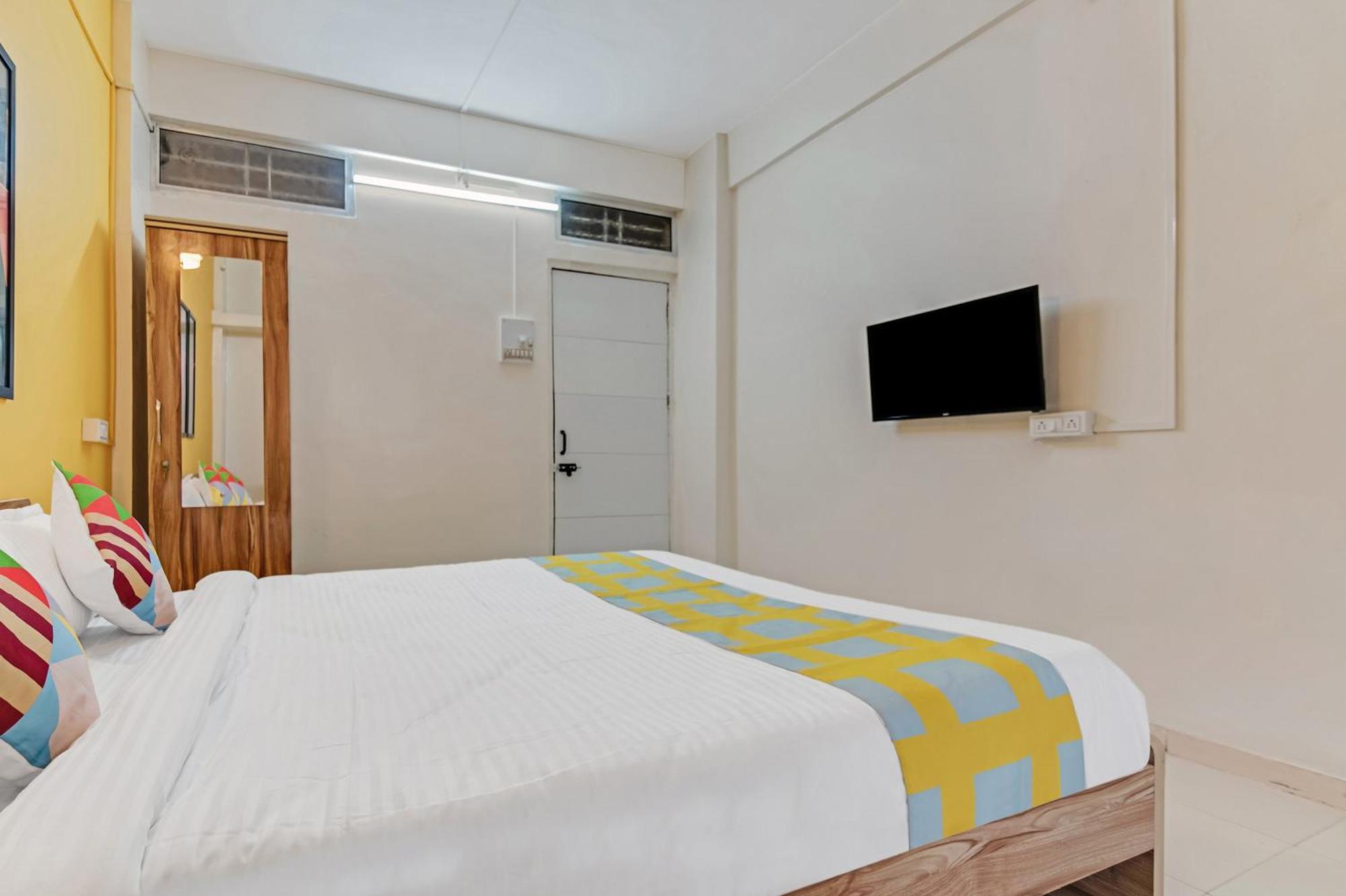 Super Hotel O Saraswati Niwas Vadgaon Budruk Pune Eksteriør billede